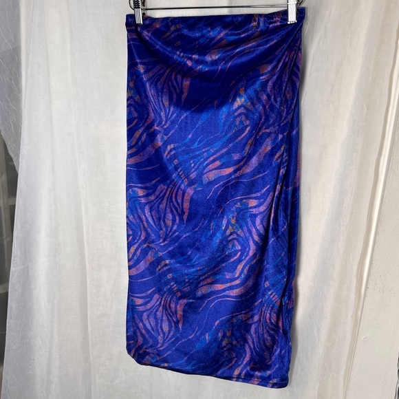 PrettyLittleThing PLUS NWT Tube Dress Stretchy Bodycon Purple & Pink Velour - Picture 3 of 13